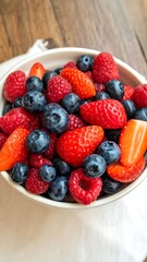 Mixed berries in a bowl (1)