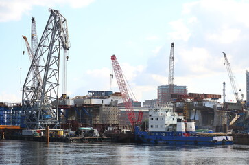 Construction of the Great Smolensky Bridge over the Neva River, Neva River, Saint Petersburg, Russia, September 09, 2025