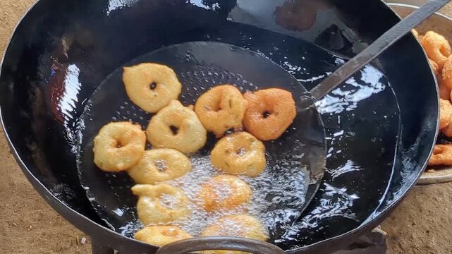 Making of Crispy Vade &ndash; Delicious Indian Snacks Footage