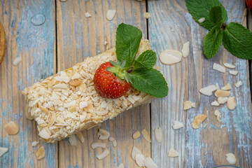 Napoleon cake with strawberries and mint