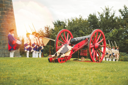 historic reconstition military group on plaine d'abraham.