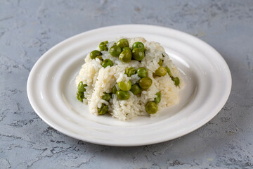 Traditional delicious Turkish foods; pea rice (Turkish name; Bezelyeli pilav)