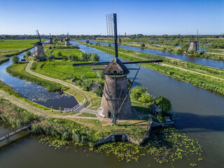 Unesco Werelderfgoed Kinderdijk Molens, Ancient Windmills in Kinderdijk in Netherlands, near Rotterdam