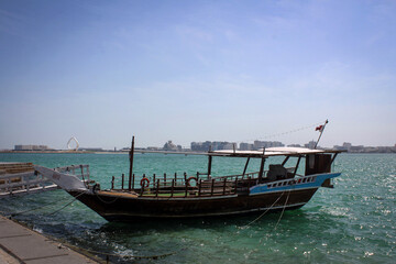 Obraz premium View of dhow, traditional middle eastern boat, Doha, Qatar