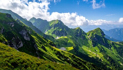 Obraz premium Lush mountain range under a blue sky