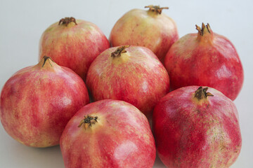 Fresh Yunnan Pomegranates - Ripe Red Fruit with Seeds Rich in Natural Water and Nutrients