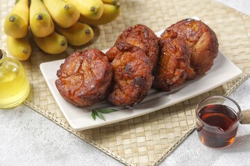 Pisang Goreng Madu. Honey Fried Banana is made from bananas fried with honey.
