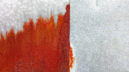  Rust stains on steel sheets