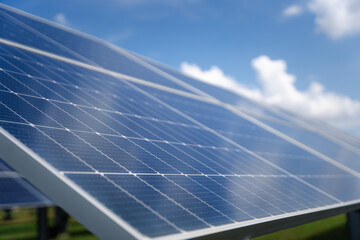 High-efficiency monocrystalline solar panel designed for outdoor installation, providing reliable renewable power for residential, commercial, RV, and off-grid applications