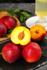 Fresh Dalian Nectarines from Shanxi Market - Yellow Flesh Stone Fruit with Heart Pit