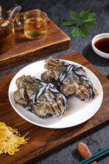 Fresh Yangcheng Lake Hairy Crabs Traditional Chinese Seafood Delicacy with Tea