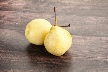 Natural organic Chinese yellow pears