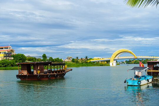 Moolight Bridge Hoi An