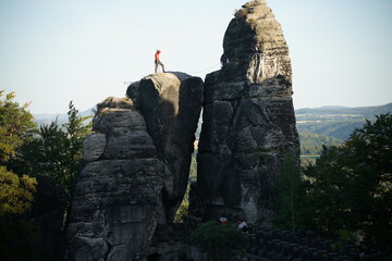 Bergsteiger in der Sächsischen Schweiz, Felsen, Aussichtspunkt