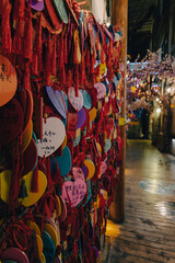 Heart lockets in chinese