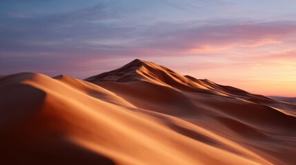 Naklejka premium Vast desert landscape with towering sand dunes under a colorful sunset sky