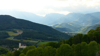Naklejka premium Schloss Kranichberg im Alpenvorland
