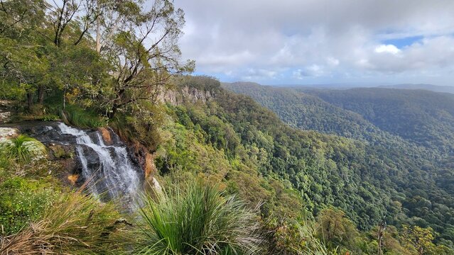 Goomoolahra Falls, Springbook in Queensland Australia