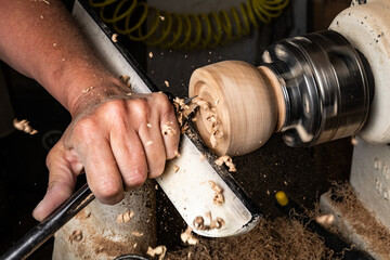 cr&eacute;ation d'objets en tournage sur bois