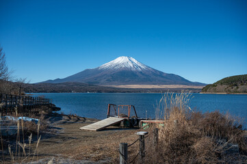 山中湖から望む富士山