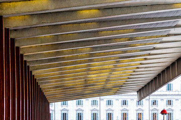 External canopy roof