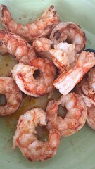 shrimps on the grill