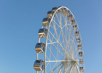 Ferris wheel, city park 