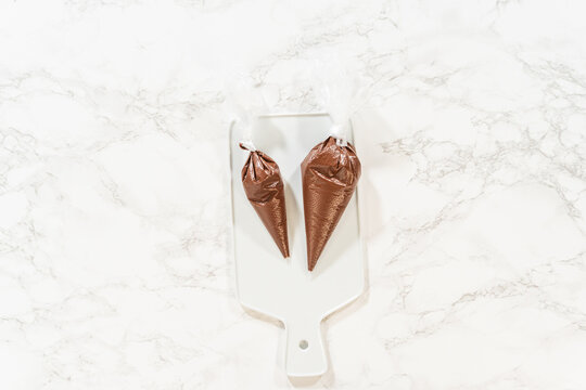 Rich Chocolate Royal Icing for Decorating