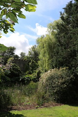 Les magnifiques jardins de Malahide avec leurs fleurs colorées, près de Dublin