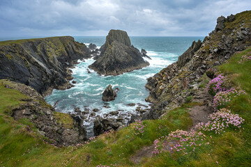 felsige Küste ganz im Norden von Irland - Malin Head