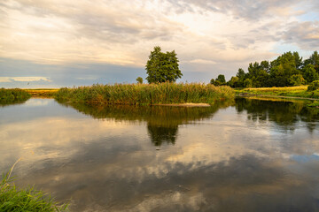 The Nida Valley. The meanders of the Nida River during the golden hour. Ponidzie. swietokrzyskie Province, Poland © krysek