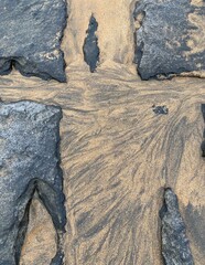 La beauté brute et sauvage de la mer qui s’est retirée sur la plage de Fanore