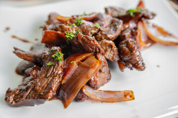 sautéed beef with potatoes