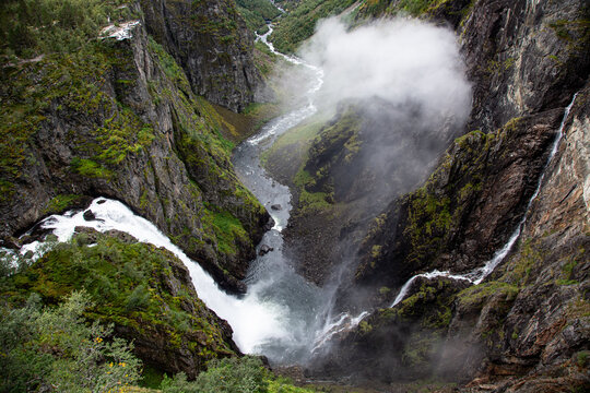 Der Wasserfall V&oslash;ringsfossen in Norwegen