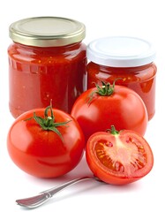 Tomato preserves and fresh tomatoes