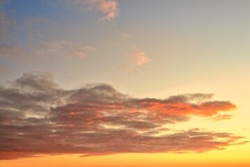Sky Replacement  Sunrise Low Warm Cloud