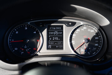 Automotive Instrument Cluster Featuring Speed and Engine RPM