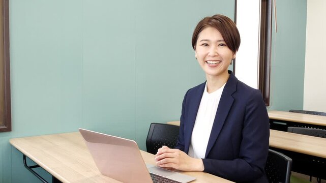 動画配信者