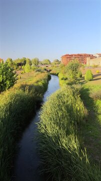 Ucero river flowing through El Burgo de Osma