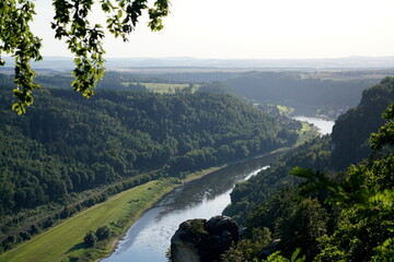 Blick von der Bastei auf die Elbe