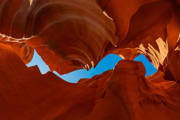 Selbstklebende Fototapeten Rot Lila アメリカ　アリゾナ州のロウワーアンテロープキャニオンの風景　グランドキャニオン　グランドサークル  © ZK