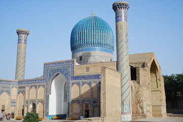 Fototapeta premium Gur-e-Amir or Mausoleum of Amir Temur in Samarqand, Uzbekistan - ウズベキスタン サマルカンド グーリ・アミール廟