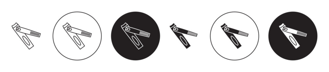 Clippers icons collection in black filled and stroke line style