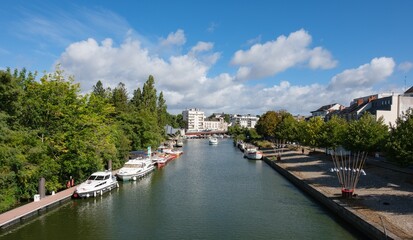 Obraz premium Jardin japonais sur l'Île de Versailles à Nantes, France