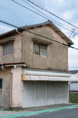 日本の兵庫県姫路市網干区の古くてとても美しい建物