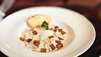 italian pasta cabonara with cheese