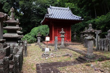 星巖寺　四代藩主元延公御霊屋