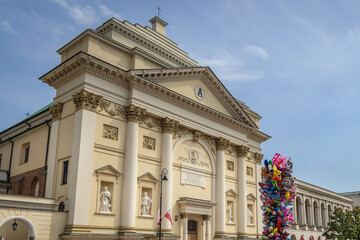 Fototapeta premium Frontage of Church of Saint Anna in Old Town of Warsaw city, Poland