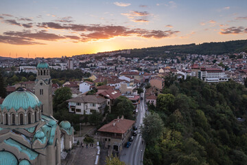Obraz premium View with Nativity of Mother of God Cathedral in Veliko Tarnovo city, Bulgaria