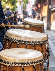 Obraz premium Drummers playing large drums in a street scene